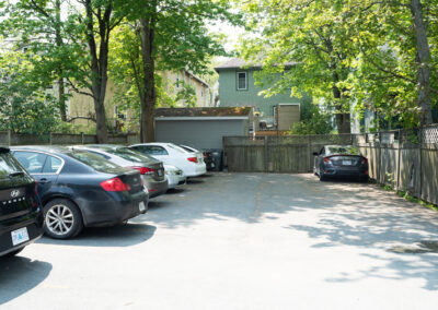 4 Exterior Rear